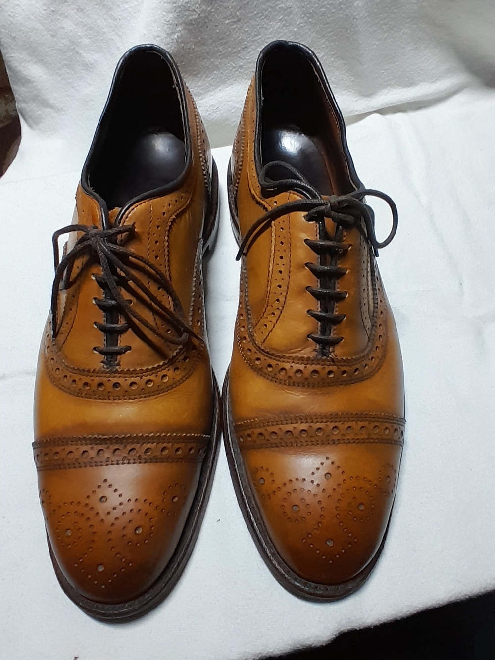 Allen Edmonds Strand Cap-Toe Oxford Men's Brogue Oxfords US 10 D Brown